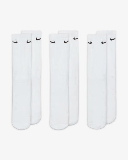 Calcetines de entrenamiento Nike Everyday Cushioned blancos (3 pares)