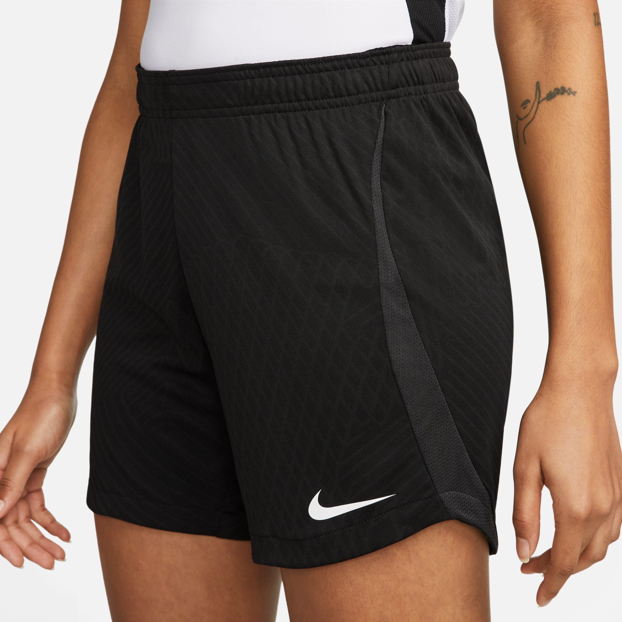 Nike Dri-FIT Strike voetbalshort voor dames