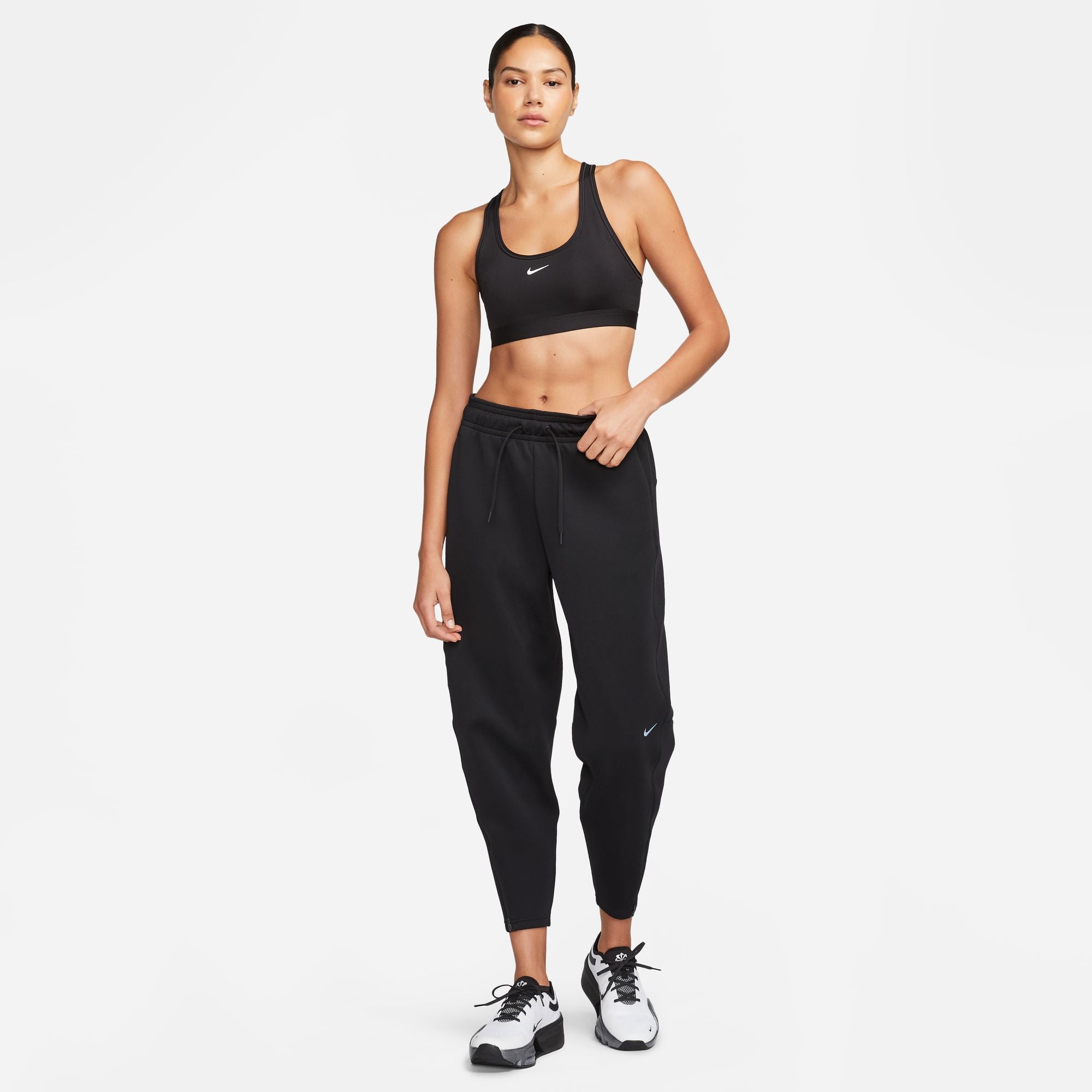 Nike Swoosh Light Support niet-gevoerde zwarte sport-bh voor dames