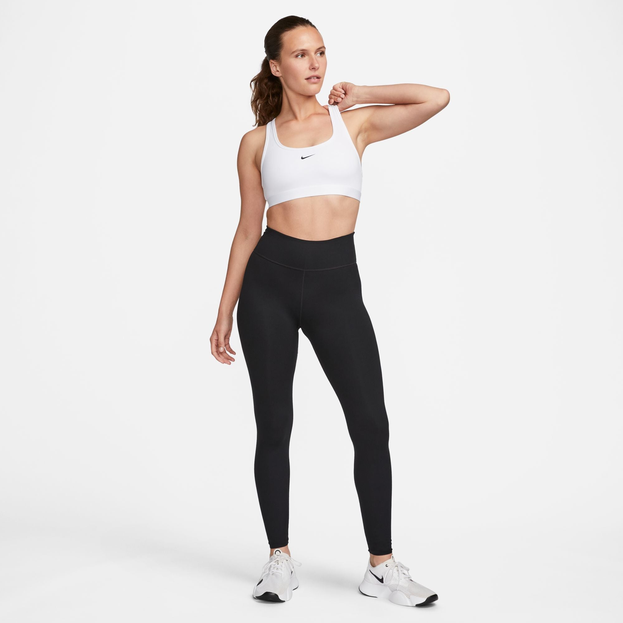 Nike Swoosh Light Support niet-gewatteerde witte sport-bh voor dames