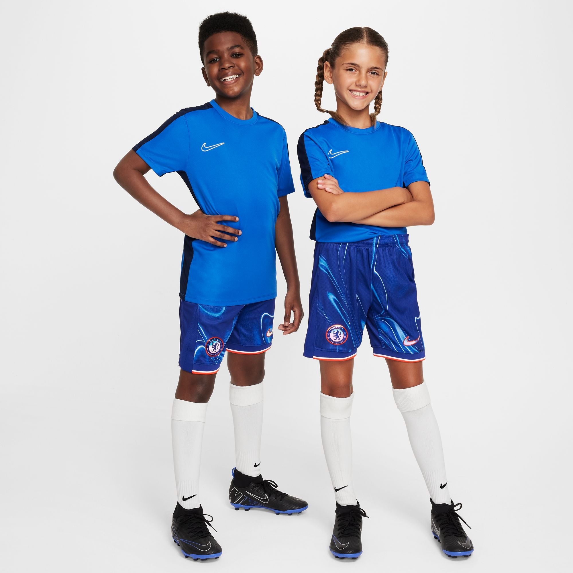 Shorts de fútbol Nike Dri-FIT Stadium de visitante para niños talla grande 23/24 de visitante del Chelsea