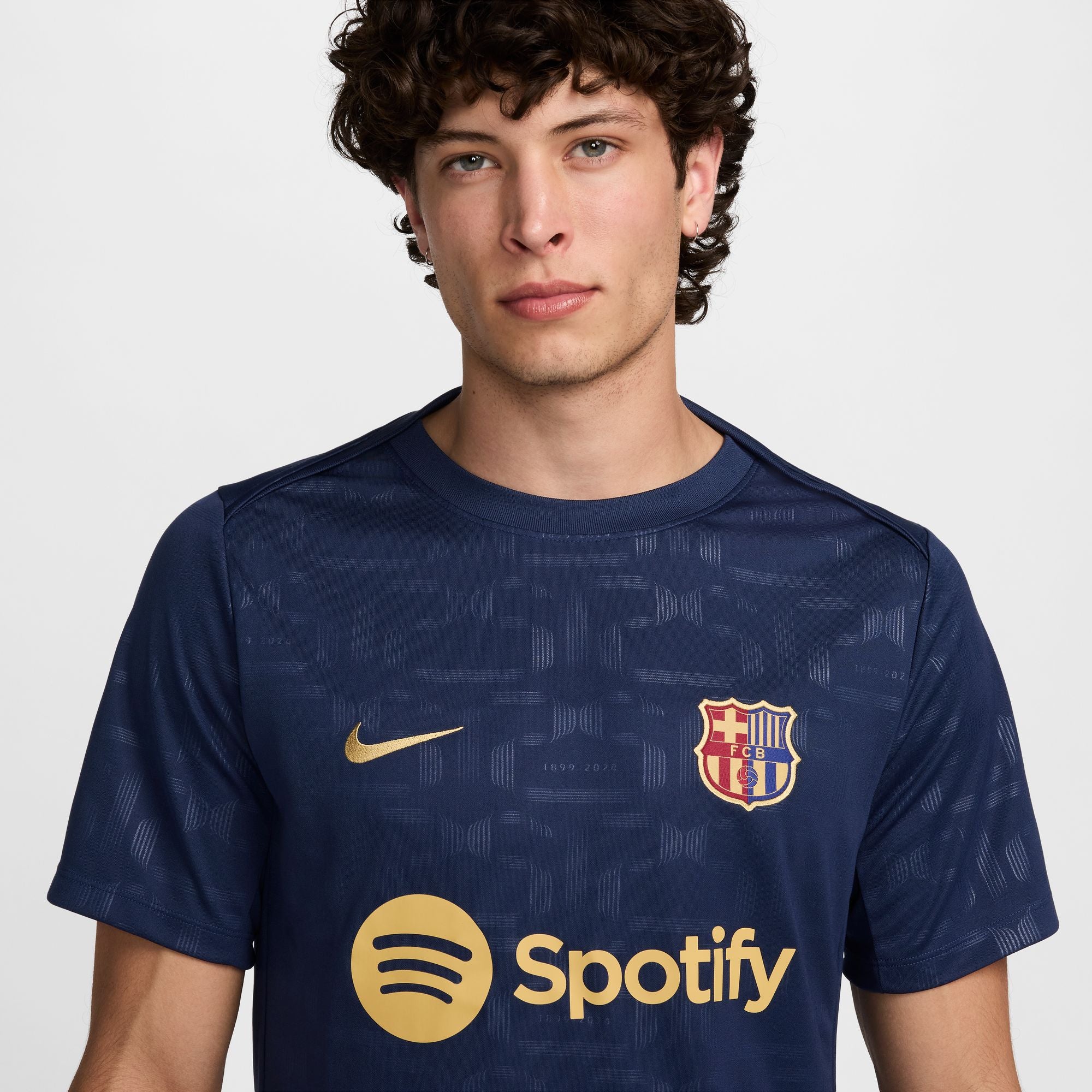 Camiseta prepartido Nike Academy Pro del Barcelona