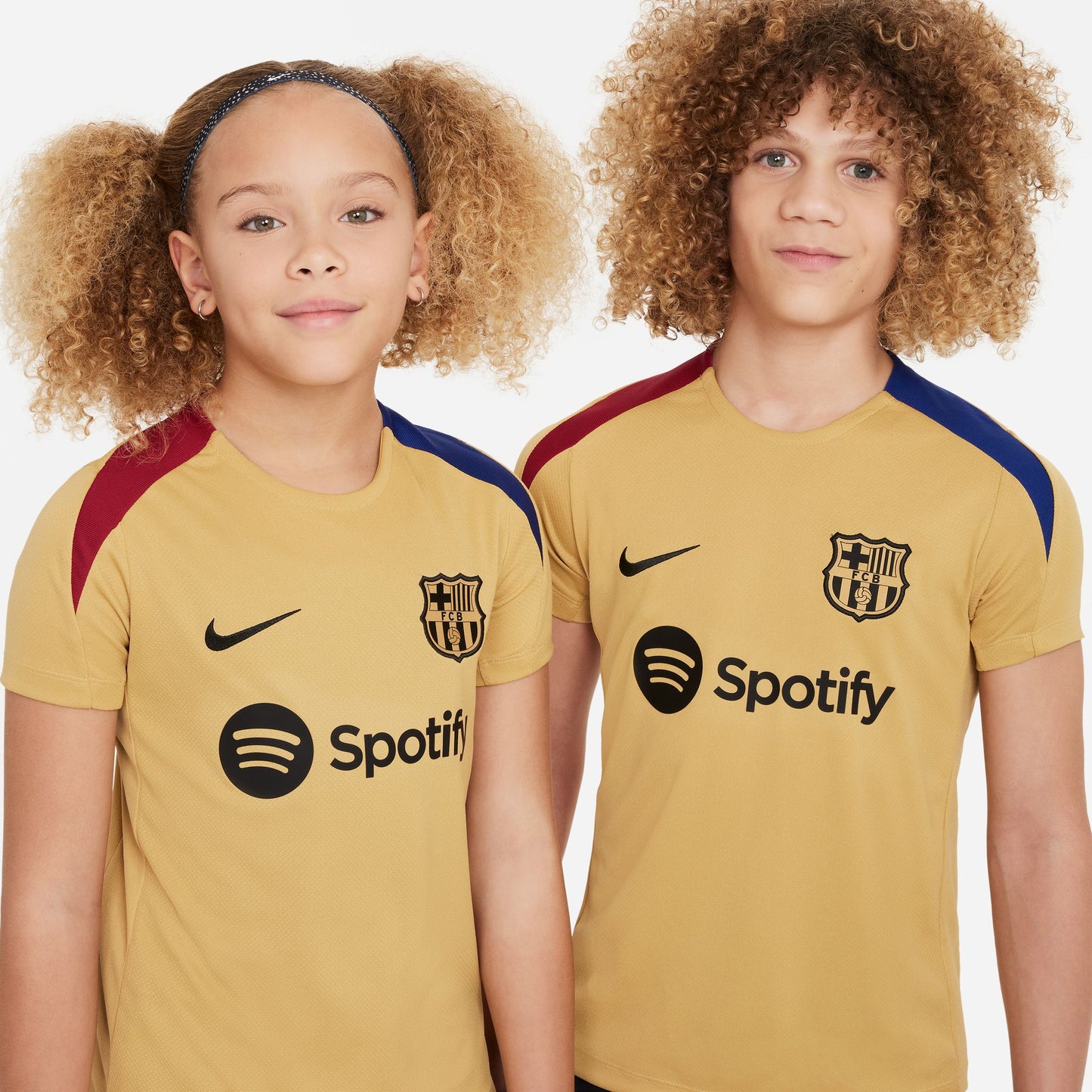 Barcelona derde 23/24 gebogen Nike Dri-FIT voetbaltrainingtop