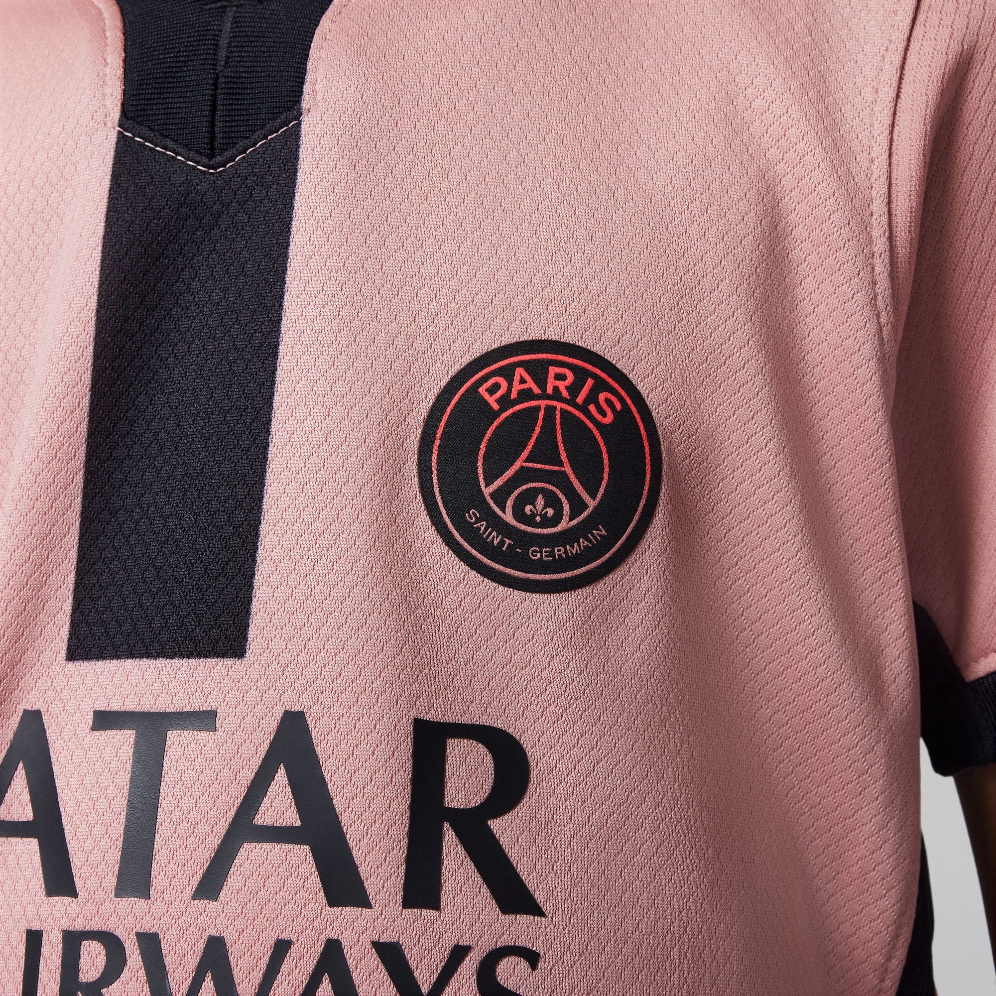 Paris Saint-Germain 2024/25 Stadium Third Little Kids' Jordan Three-Piece Kit