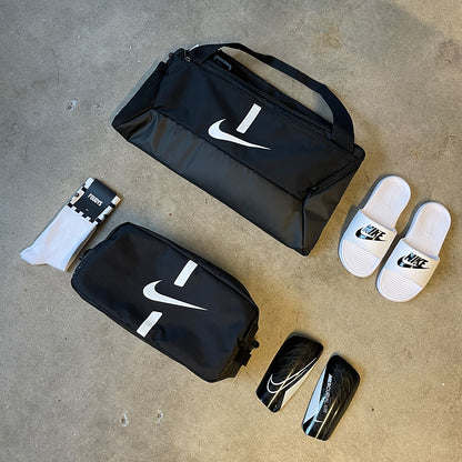 Paquete de entrenamiento Nike equipado