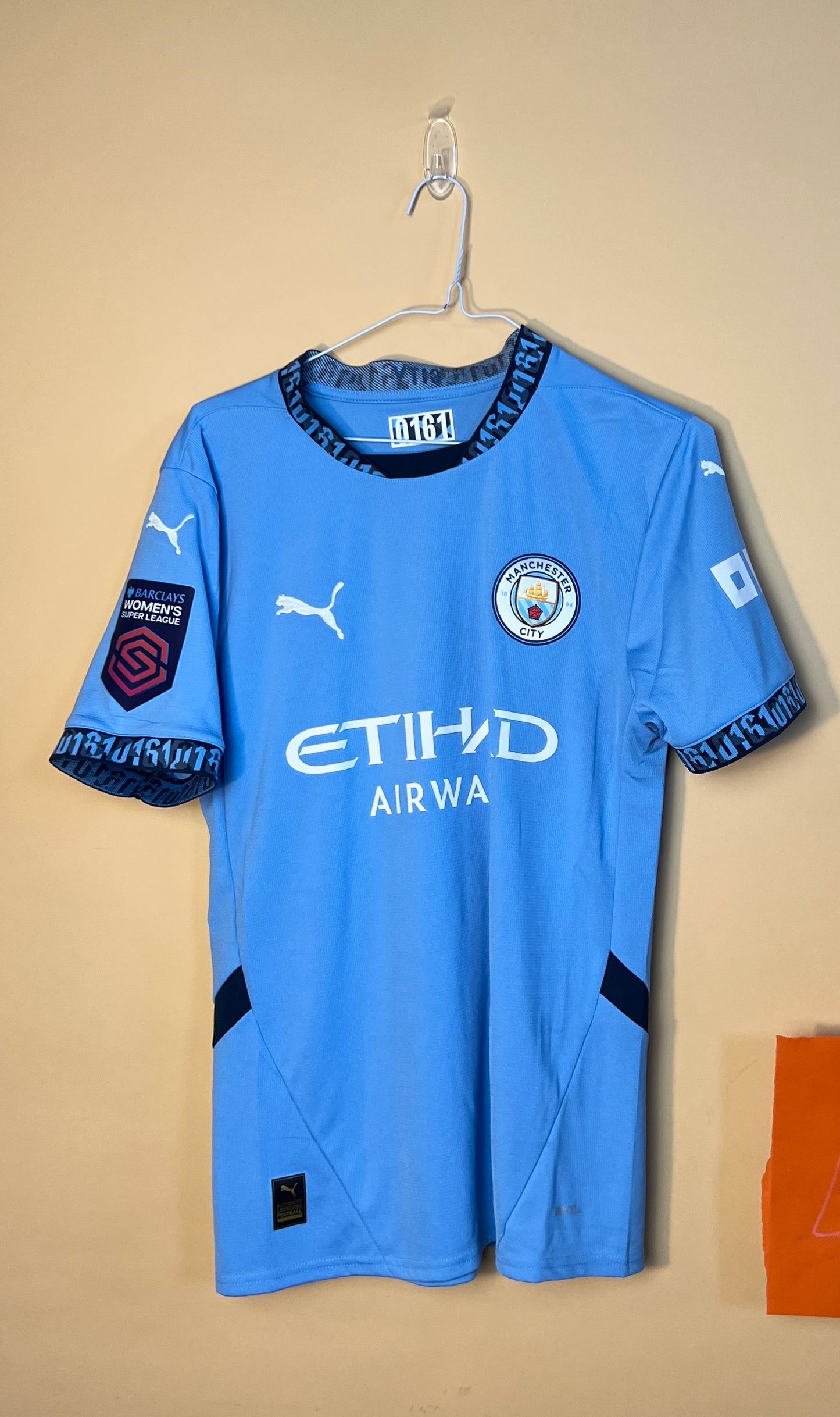 Man City Home 24/25 Mens Small Shirt - Miedema 6