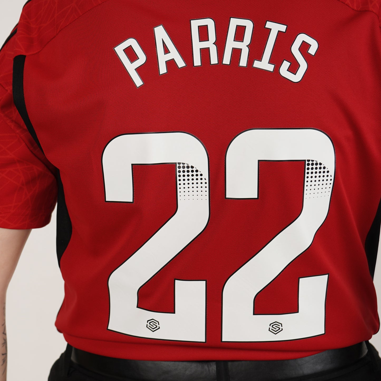 Camiseta Adidas Stadium de corte recto local Manchester United 23/34