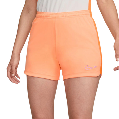 Pantalón corto de fútbol Nike Dri-FIT Academy para mujer